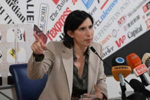 Investitori scettici sul campo largo