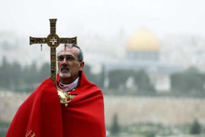 Israele vieta il Santo Sepolcro a Pizzaballa