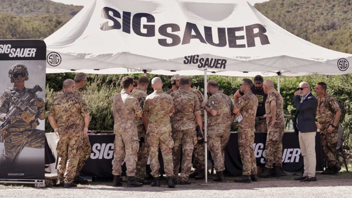 La guerra di domani è realtà. Tra droni e mitragliatrici come si preparano i soldati