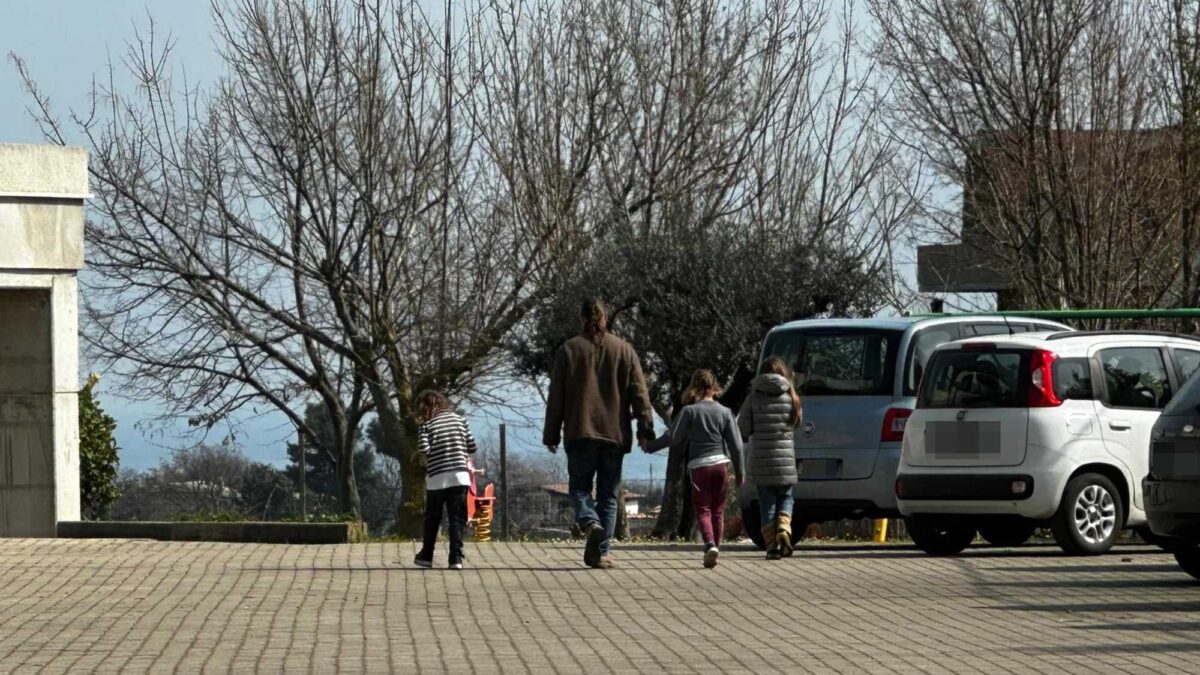 I giudici adesso nascondono i bambini del bosco