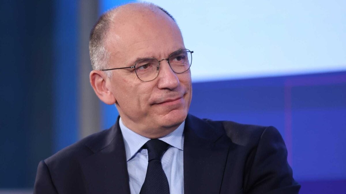 Enrico Letta, il leader per caso che cade sempre in piedi