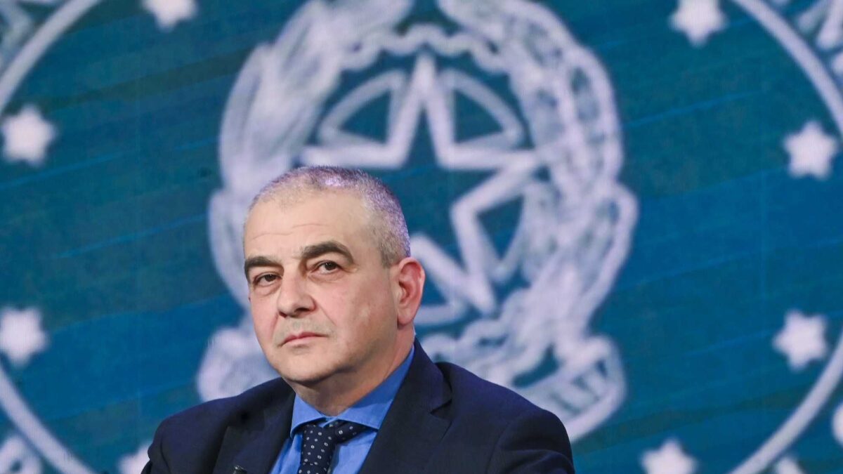 Ordine da Palazzo Chigi: «Pedalare»