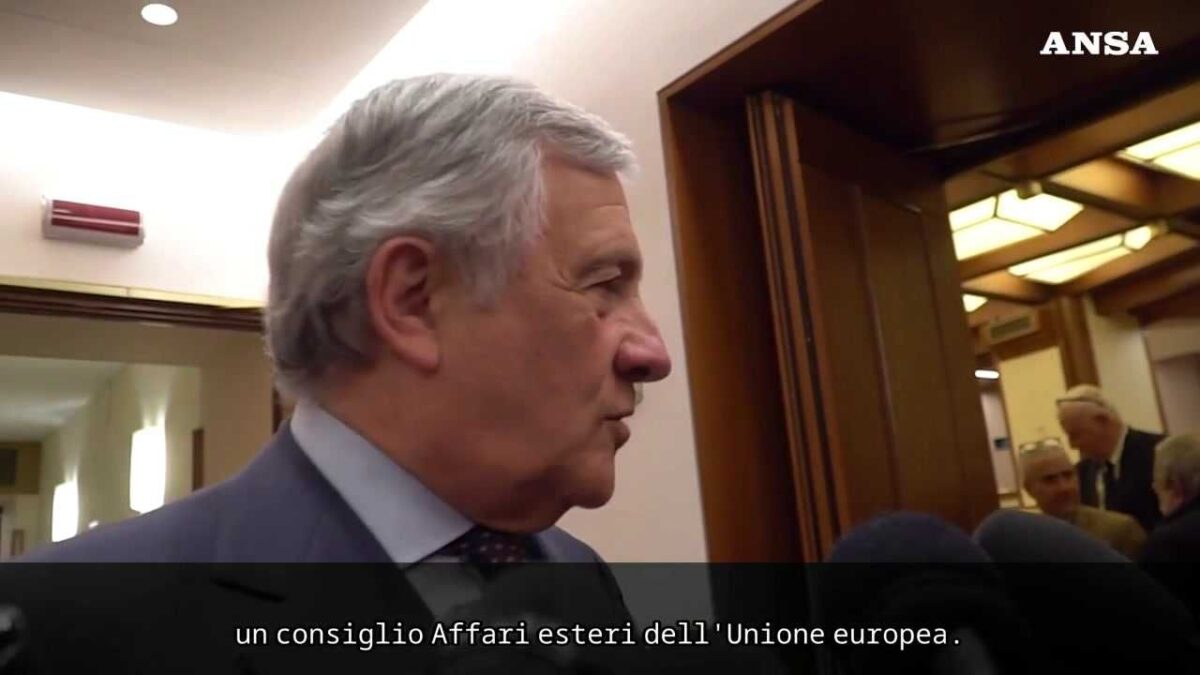 Iran, Tajani: «L’Italia segue l’Ue. Nessuna richiesta di basi»