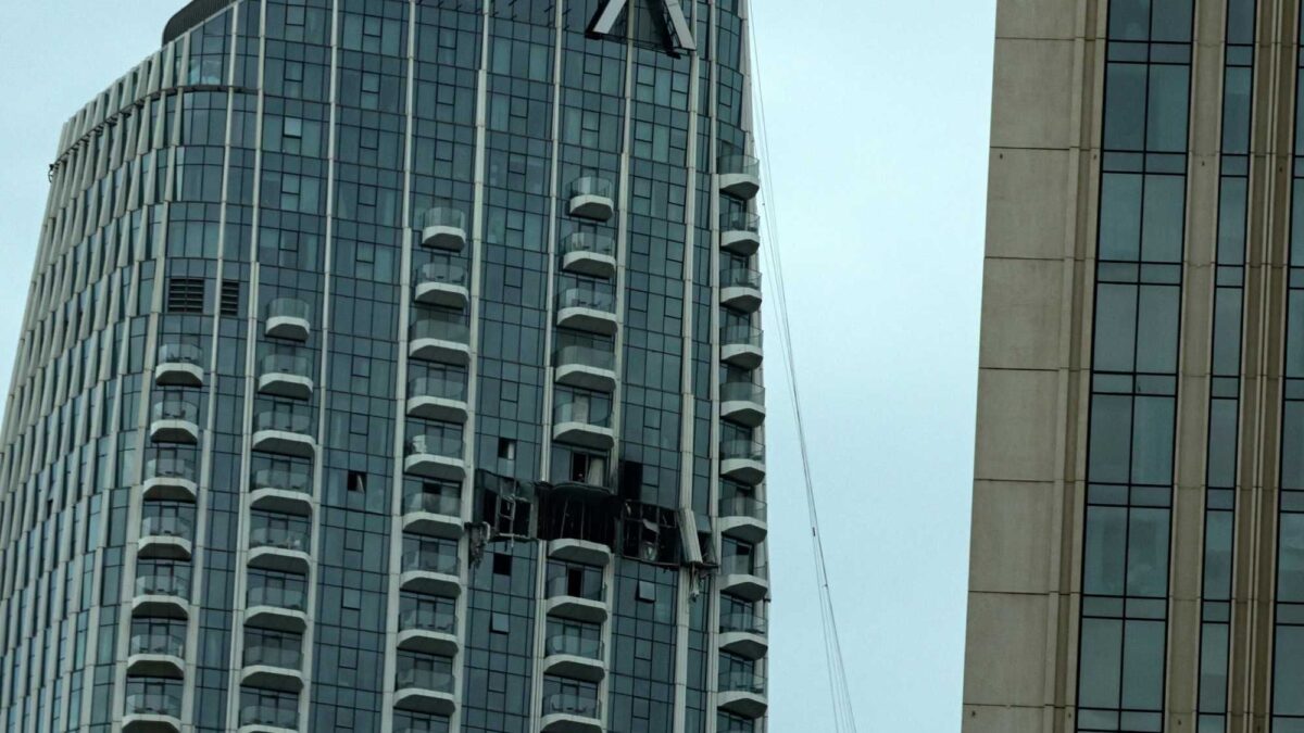 L’11settembre di Dubai: colpito distretto finanziario
