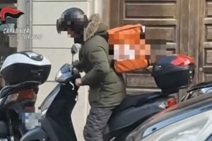 Caporalato, rider italiani sfruttati a Messina
