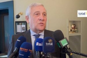 Referendum, Tajani: «Dobbiamo decidere sulla giustizia, non sul governo»