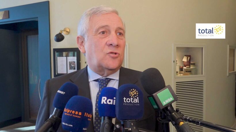 Referendum, Tajani: «Dobbiamo decidere sulla giustizia, non sul governo»