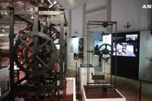 La ricostruzione (funzionante) dell’orologio di Leonardo da Vinci a Milano