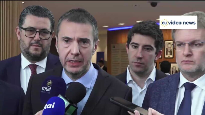Immigrazione, Ciriani: «Finalmente ordine di rimpatrio europeo più snello, più rapido e più severo»