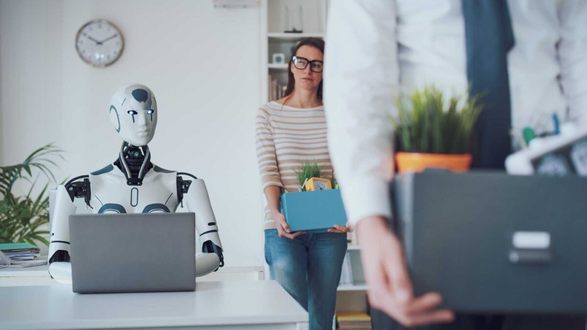 C’è l’intelligenza artificiale: tutti licenziati