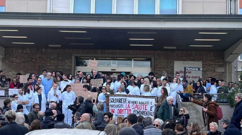 «Per tutelare i clandestini fanno infettare gli italiani»