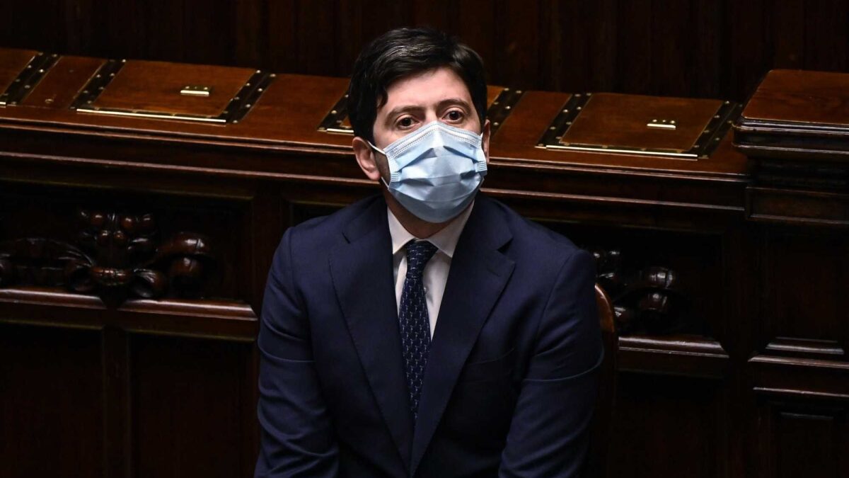 «Speranza nascose al Parlamento la reale efficacia dei vaccini»