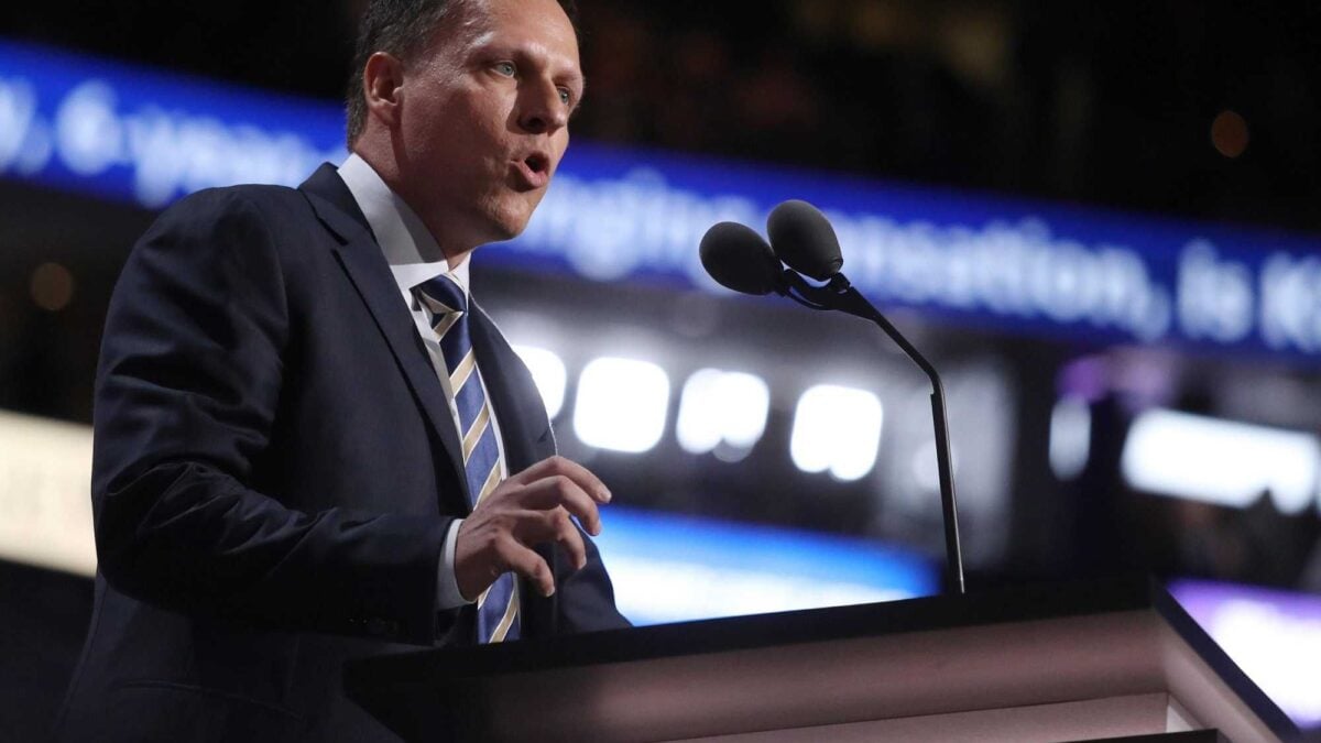 Thiel fa il funerale alle università