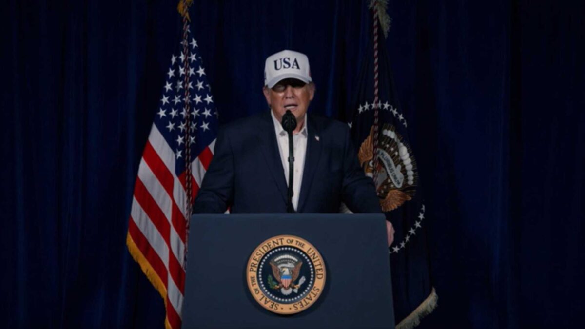 Iran, Trump scommette sul cambio di regime ma scontenta pure alcuni dei suoi