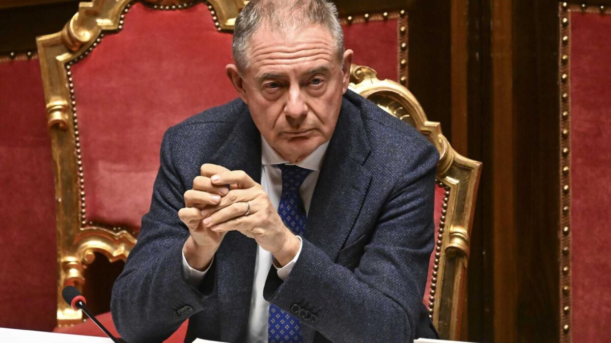 Il diesel galoppa a 2,04 euro al litro. Il governo non pensa al taglio accise