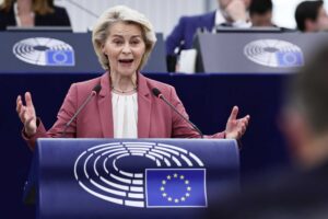 Forse le bombe svegliano Ursula: sostegni alle imprese e meno green