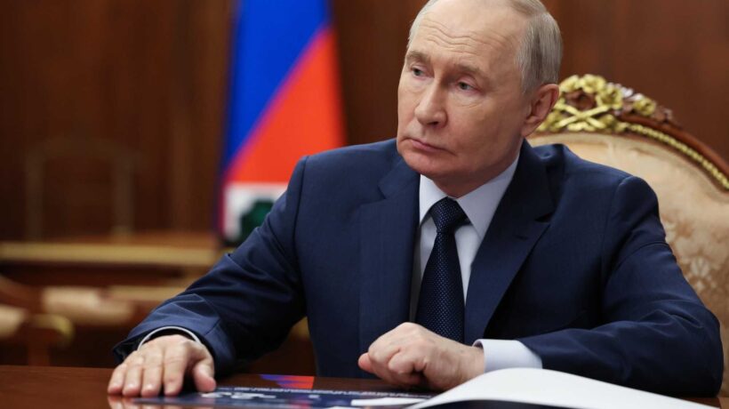 L’Europa finanzia Putin e affama Zelensky