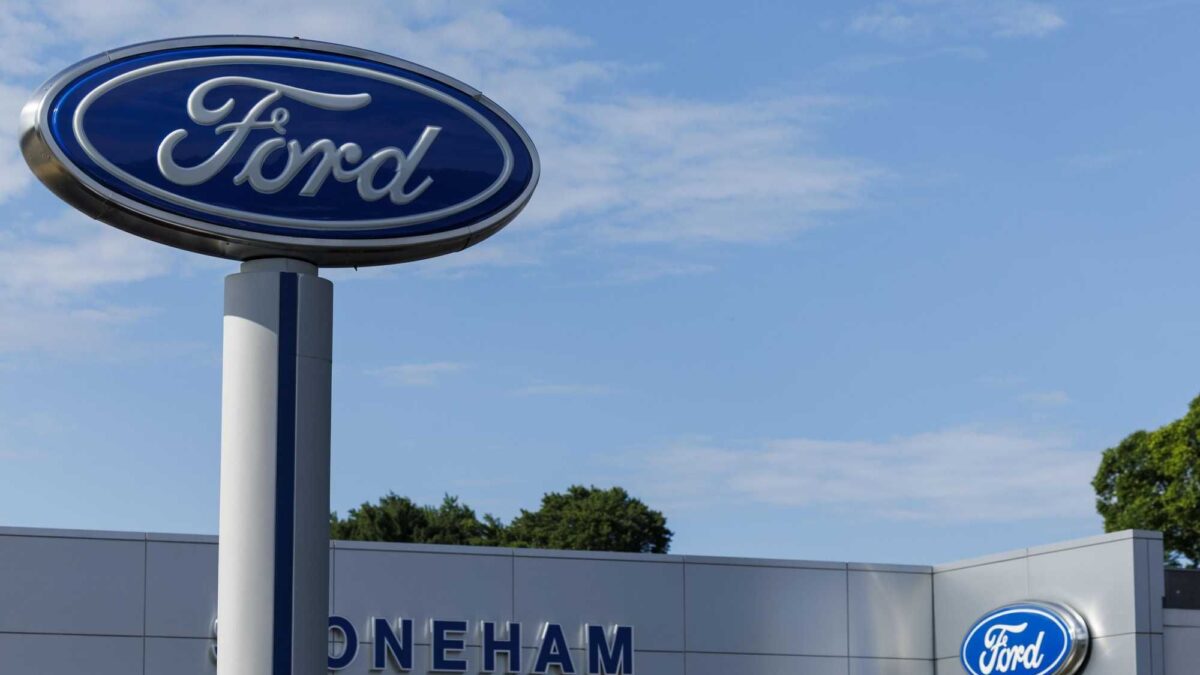 Gli Usa alle case di auto: «Fabbricate armi»