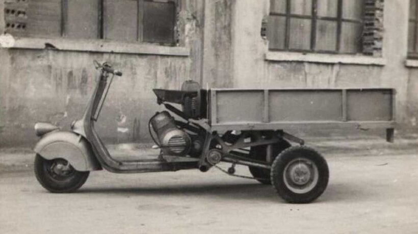 Telaio della «TriVespa» poi evoluta nel motocarro «Ape» (Ansa)