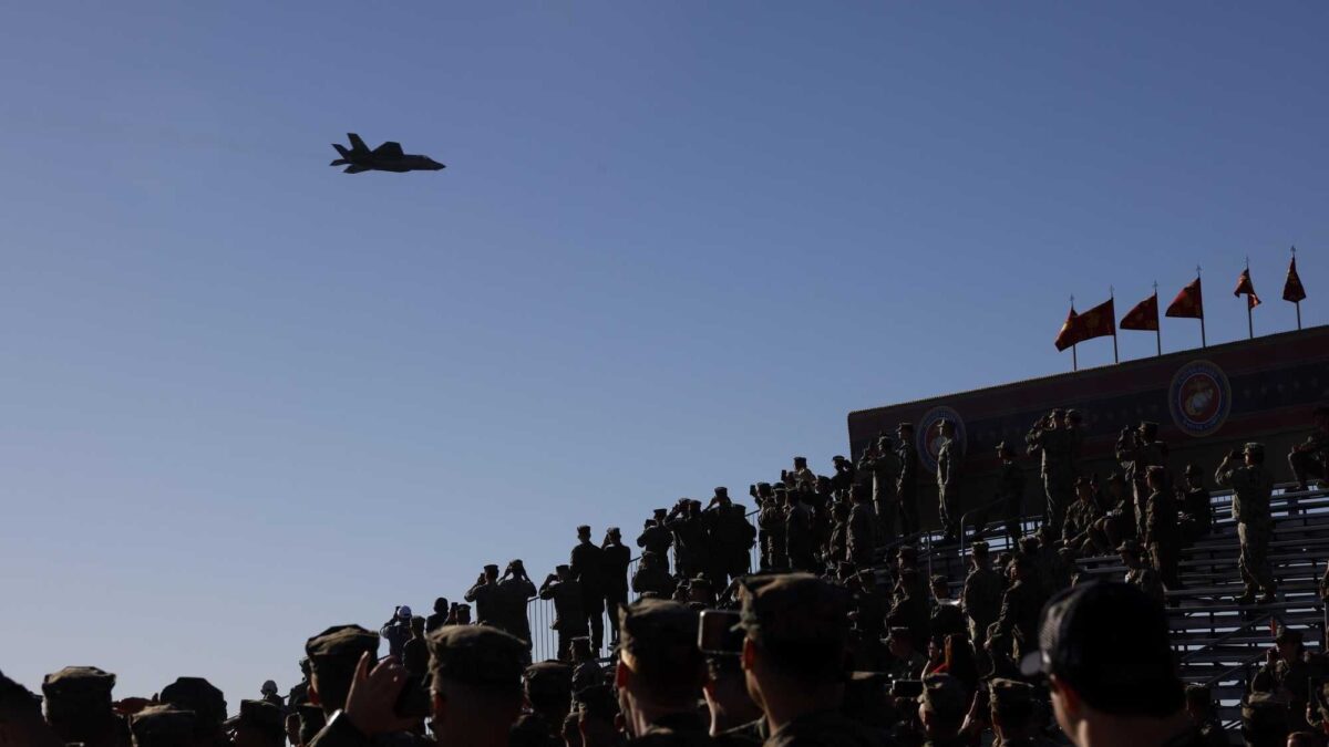 Abbattuto un jet Usa. Colpito l’elicottero che cercava il pilota ancora disperso