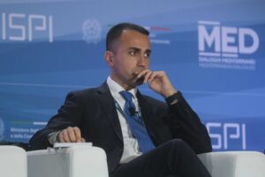 Lo scarrafone trasformista mai più povero