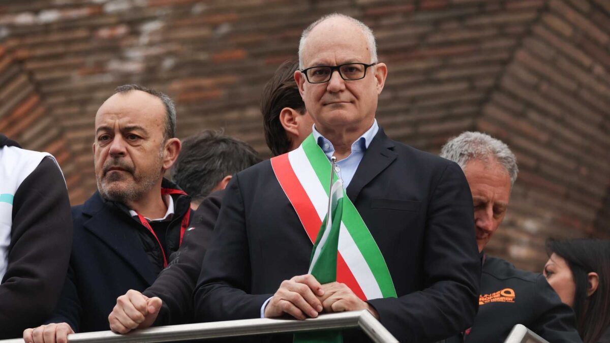 Gualtieri sa solo usare la motosega. «In 5 anni ha tagliato 40.000 alberi»