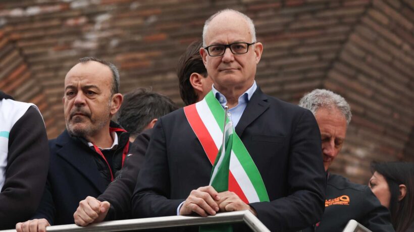 Gualtieri sa solo usare la motosega. «In 5 anni ha tagliato 40.000 alberi»