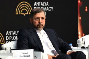 Usa: «Tregua con l’Iran allungabile». Decisivi stop ai raid e intesa su uranio