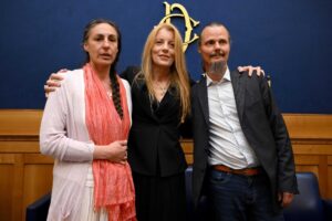 I Trevallion parlano alla Camera: «Mai vista tanta crudeltà sui bimbi»