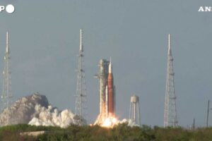 Con Artemis 2 il volo verso la Luna serve a costruire un ponte per Marte