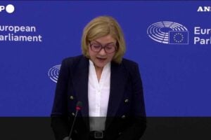 Bruxelles accusa Meta: minori di 13 anni su Instagram e Facebook