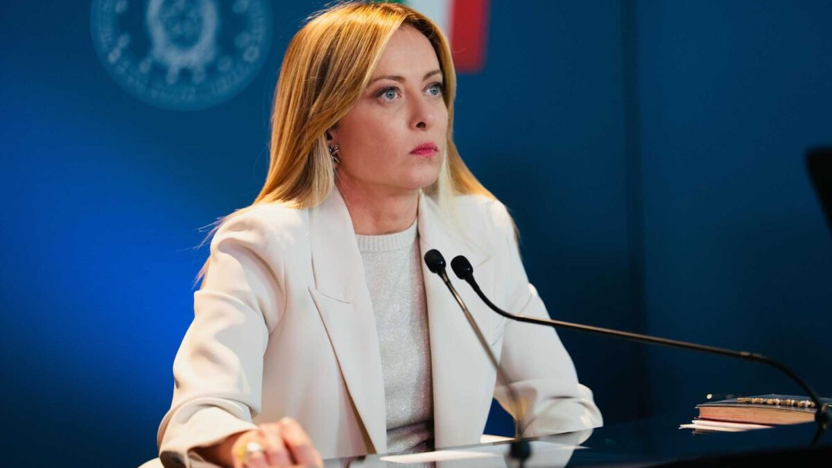 Elezioni anticipate bocciate in coro. La Meloni in Parlamento il 9 aprile
