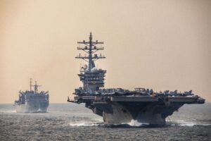 Gli Usa bloccano Hormuz. Ursula vuole bloccare noi