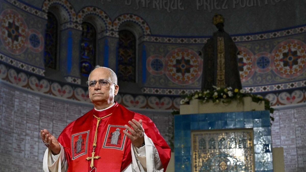 La sinistra che osanna il pontefice è la stessa che fa il tifo per l’aborto