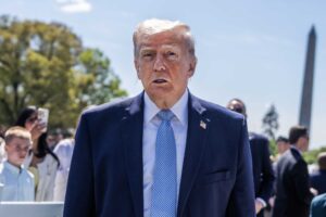 L’ultima piroetta di Trump (forse) ci evita il lockdown