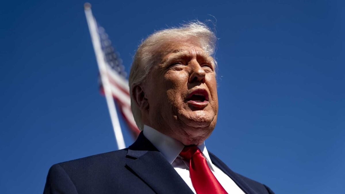 E Trump fa le pratiche di divorzio: «Scioccato, la Meloni non mi aiuta»