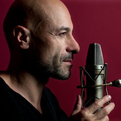 Non Sparate sul Pianista | Alessio Bertallot: «Una vita da dj con Ezio Bosso nel cuore»