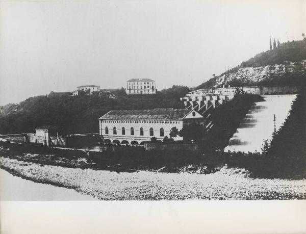 La centrale in una foto d'epoca dell'archivio Edison