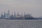Petrodollaro, così la crisi di Hormuz sfida il primato americano