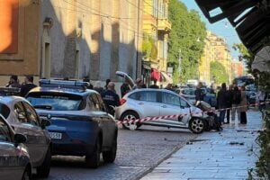 Nordafricano in auto falcia la folla. Diversi feriti, alcuni sono gravissimi