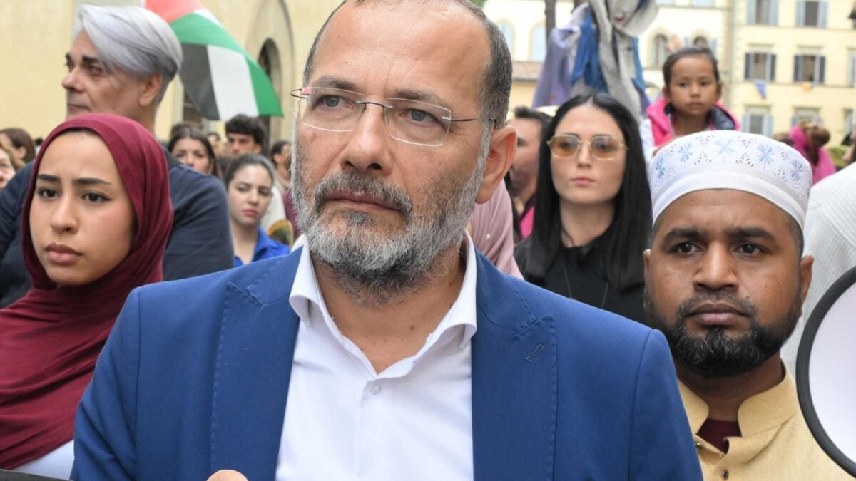 L’imam di Firenze fa pure il giurista e «blinda» Salim: «Resterà italiano»
