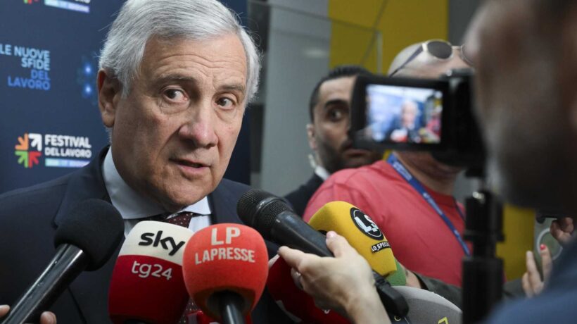 Tajani: «Più figli, meno immigrati»