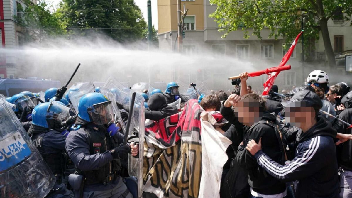 Askatasuna dà l’assalto alla polizia e il sindaco gli offre la grigliata
