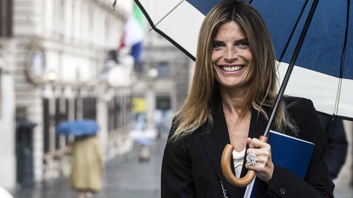Vannacci imbarca i delusi e decolla. Il centrodestra non lo sottovaluti