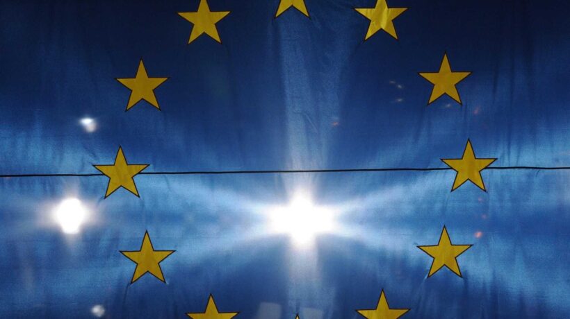 Ultimo harakiri a Bruxelles sull’auto: multe all’Europa e crediti ai cinesi