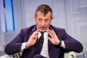 «Assolvete Delmastro». Ma lo condannano