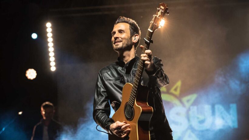 «Cercavo la felicità nel successo, l’ho (ri)trovata in Dio e nella fede»