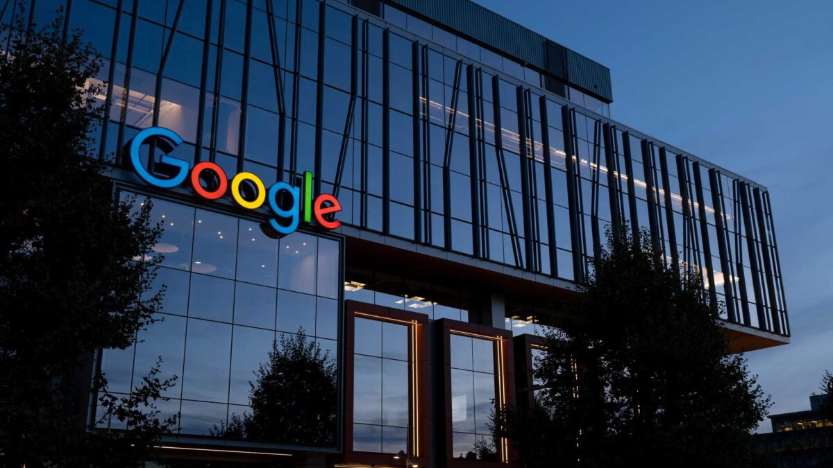 Le Big Tech se ne fregano dei raggiri. Qui serve il pugno duro della politica