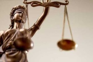 Il capo dei penalisti sui legali spiati: Napoli e Perugia non sono casi isolati