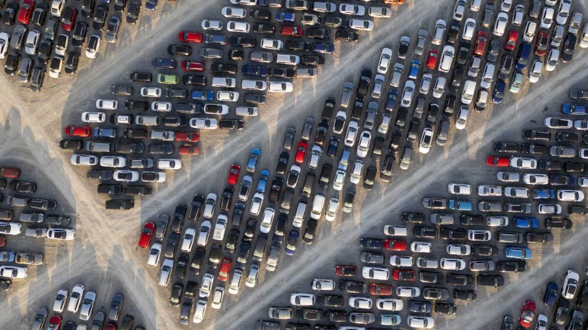 Effetto Green deal: l’auto europea è finita in pasto ai cinesi